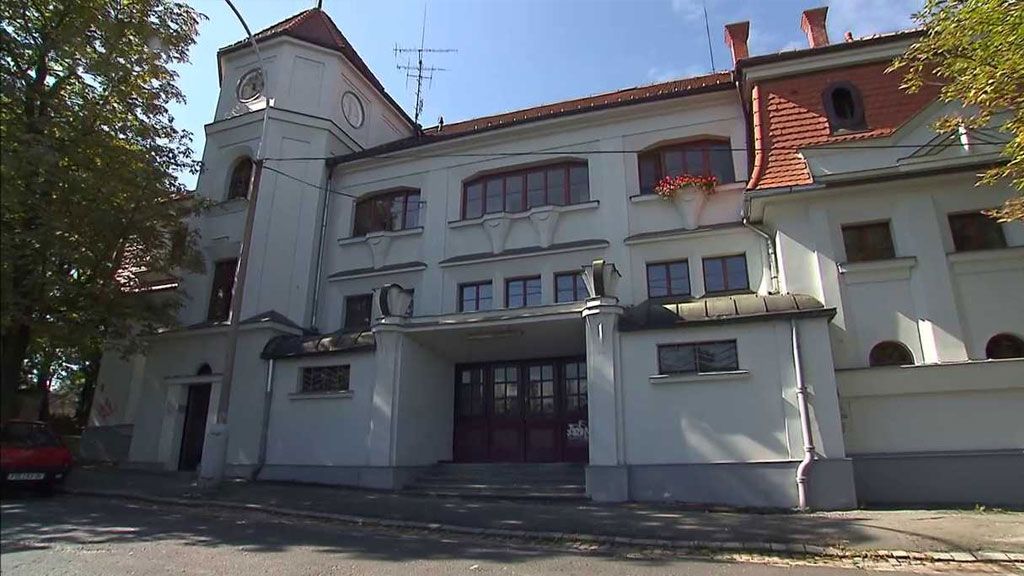 Plzeň: Kubistická budova hlavního nádraží