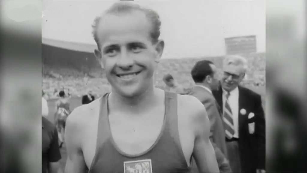 Čtyřnásobný olympijský vítěz Emil Zátopek