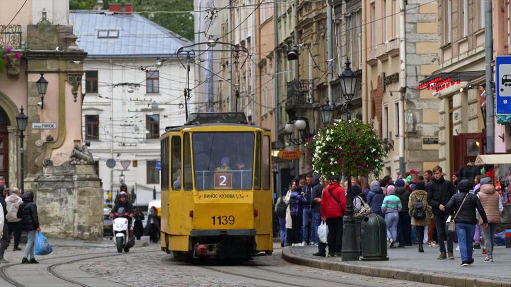 Lvov: Město kaváren, památek a tradic