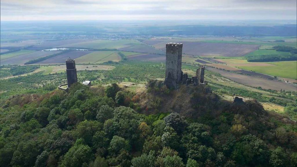 České středohoří: Hrady Hazmburk a Kamýk