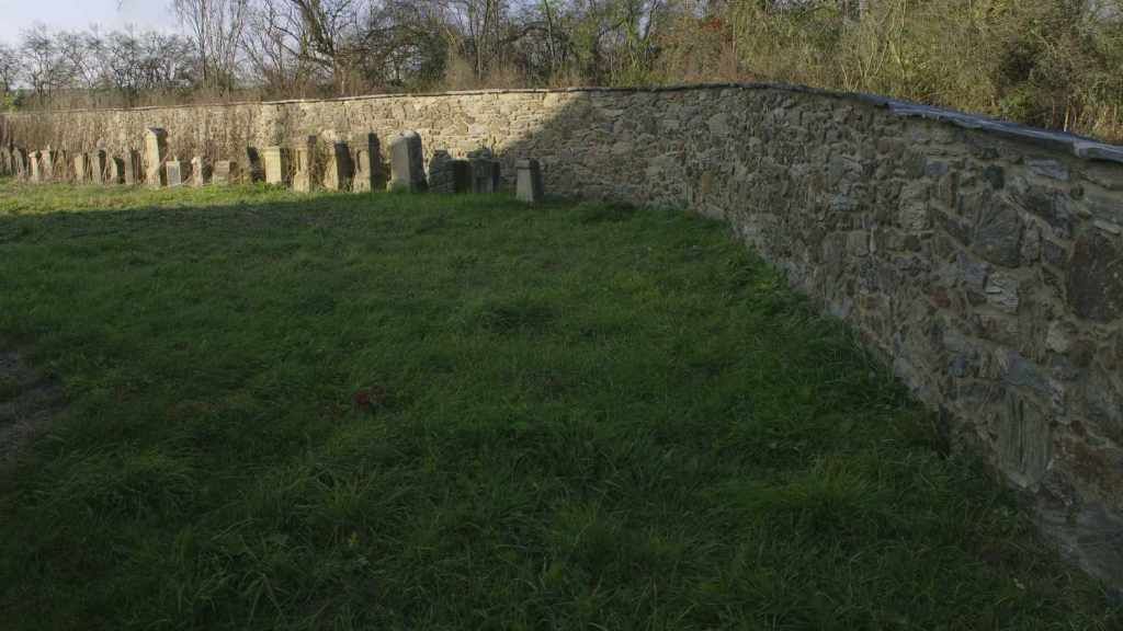 Středověký hřbitov