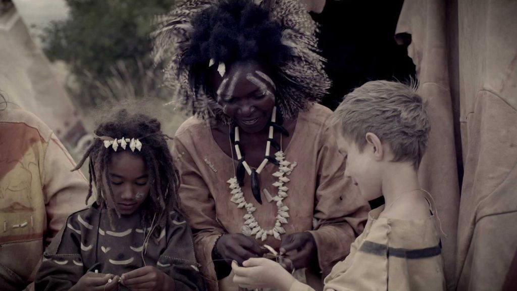 Hroby z doby kamenné jako důkaz mobility a estetiky pravěkých obyvatel Evropy