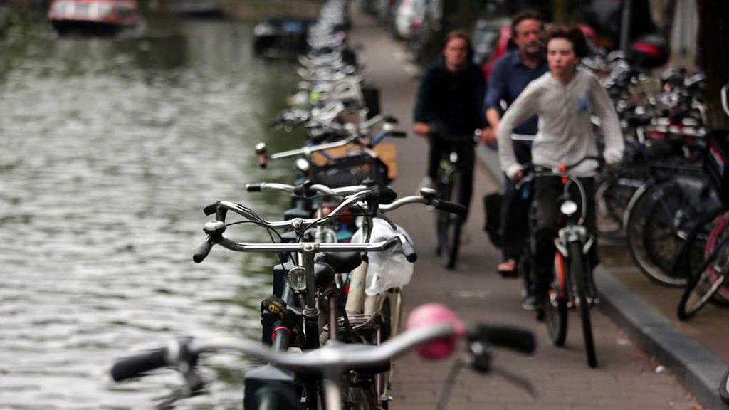 Amsterdam: Metropole na kole