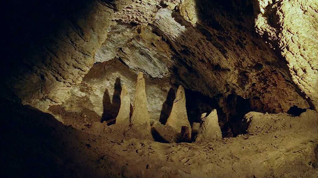 Zbrašovské aragonitové jeskyně