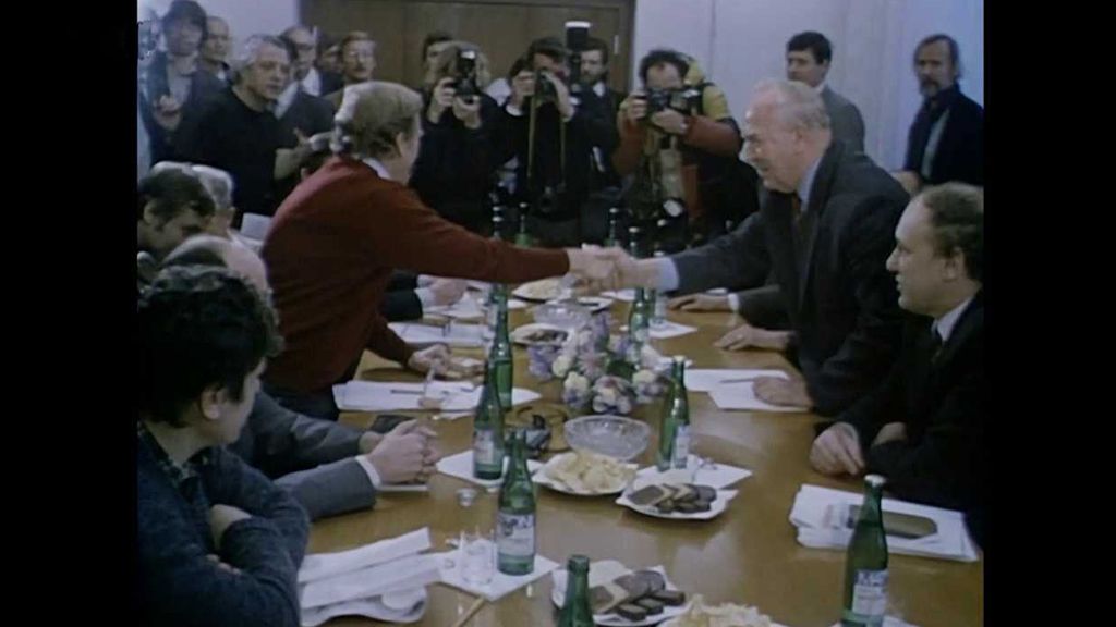 Konspirační teorie '89: Havel a komunisté