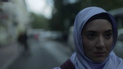 Ochránce 9.díl: Netolerance k nošení hidžábu