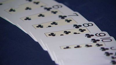 Umělá inteligence vítězí nad nejlepšími hráči pokeru