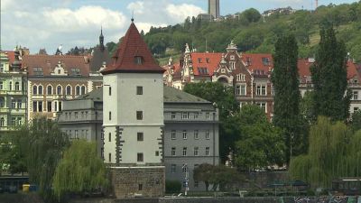 Staré pražské mlýny a vodárenské věže