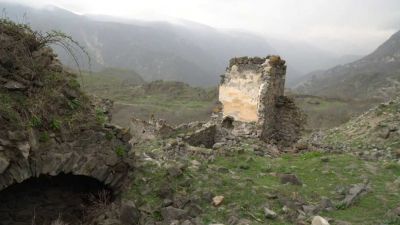 Arménie: Zaniklé skalní osady