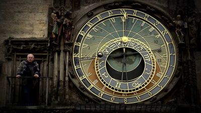 Pražský orloj: Hodinový stroj