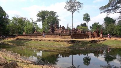 Banteay Srei v Angkoru