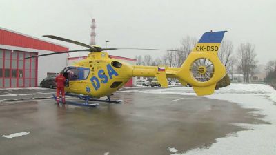 Vrtulník záchranné služby na horách