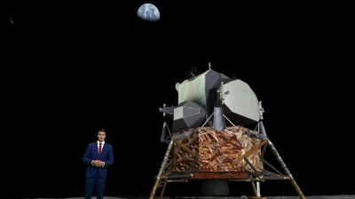 Apollo 11: Orel přistál